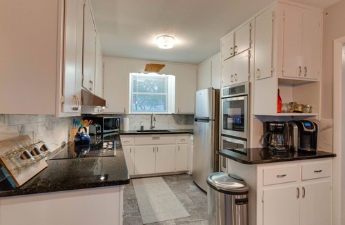 Donelson House | The Nashville Playground: 5BR Home with Hot Tub, Cinema, and Arcade