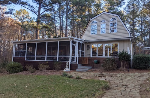 Quail Ridge House | The perfect Lake Gaston family getaway!