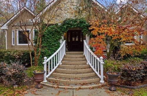 Willow Spring House | The Retreat-Hot Tub-Theater-Bar-6000sqft