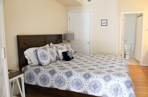 Sea Trail Apartment | The Royal Suite at 215