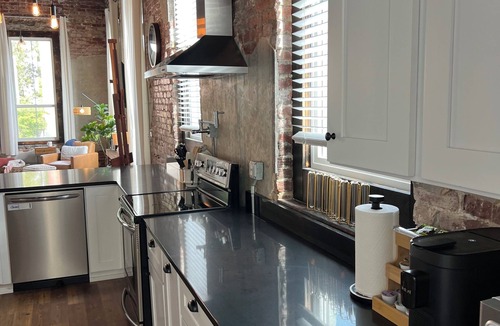 Calhoun Apartment | The Singer Lofts - a luxurious downtown executive space to enjoy North Georgia