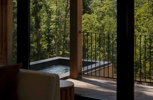Wardensville Cabin | The Vale at Será - Modern Retreat w/Sauna