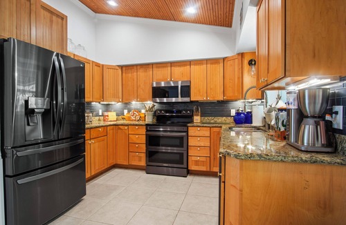 Midtown House | Three Bedroom, 3 Bath pool home close to the Atlantic