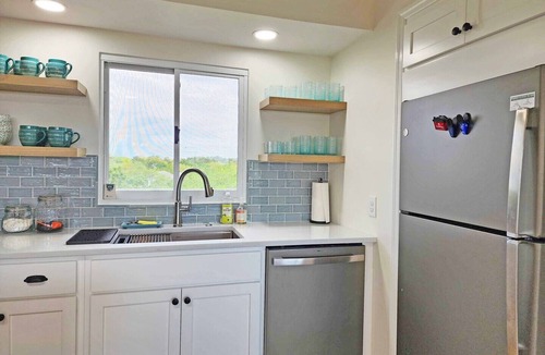 North Litchfield Beach House | Totally Renovated Condo - 1.5 Min. Walk to Beach!