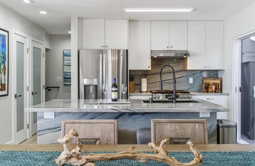 South Oceanside House | Tower 9