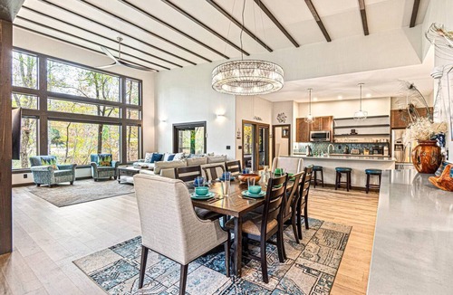 Townsend Villa | Townsend River Villa | Hot Tub with River Access