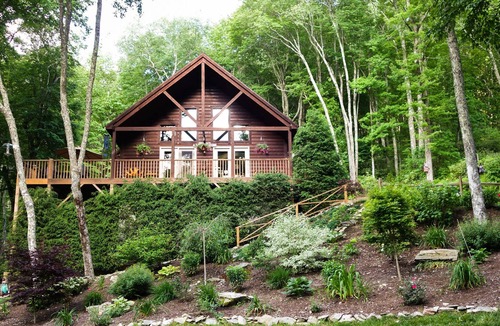 Banner Elk Cabin | Tranquil & Secluded Rustic Luxury Cabin. Hot Tub, Large Deck, Fire Pit, Gas FP