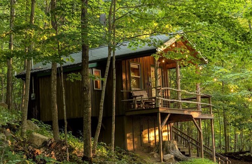 Allegheny Mountains Cabin | Treehouse Cabin in Riverton, WV