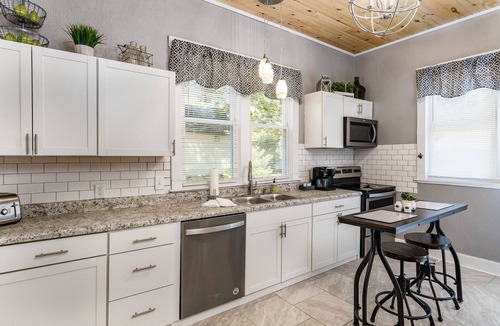 Johnson City House | Turn of the century charm!