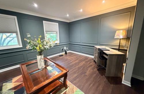 Dayton House | Turtleback Retreat Near Air Force Museum and Air Show