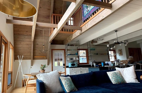 Vilas House | Unique A-Frame Cabin near Boone! Sleeps 6, Hot Tub, large deck