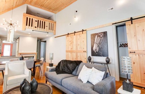 Optimist Park House | Unique Home & Tiny Home in NoDa