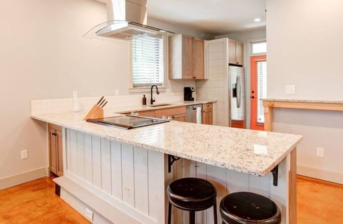 Optimist Park House | Unique Home & Tiny Home in NoDa