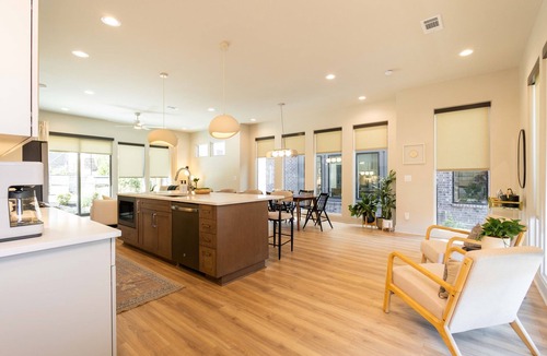 Historic Edgefield House | Unit 5 I Experience Noa Nashville | 4BR Luxury Retreat + Resort Pool