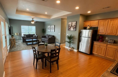 Kreole Apartment | Unwind After Work · 3BR 2BA · King Beds · W/D