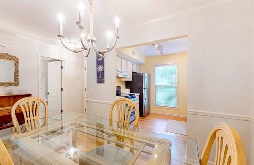 The Cottages Condo | Updated Island Escape with Dual Suites Golf, Tennis, Beach Club, Near Dining