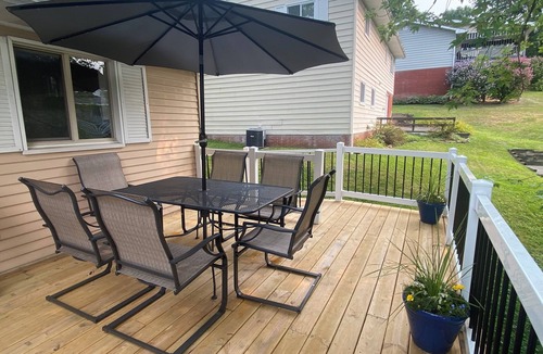 Morgantown House | Upscale house with deck, yard - walk to Stadium and 10 minutes to Downtown!