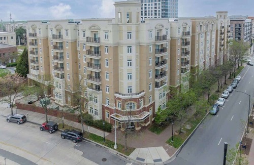 Charlotte Center City Apartment | Uptown 4 King Bed, Near Stadiums ,Parking