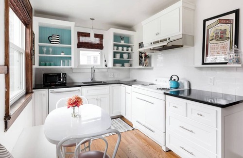 Lockeland Springs House | Urban Cottage East Nashville at 5Points/Downtown