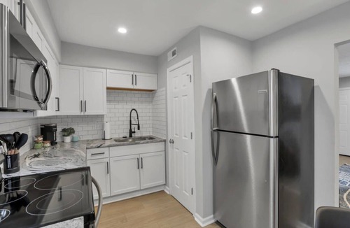 Downtown Columbus Apartment | Urban Townhouse Near Downtown | 2BR + W/D