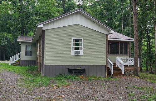 Muddy Pond House | Vacation guest house in Muddy Pond near Cookeville and Crossville