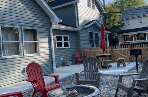 Bolivar House | Vacation Rental Thistle Cottage