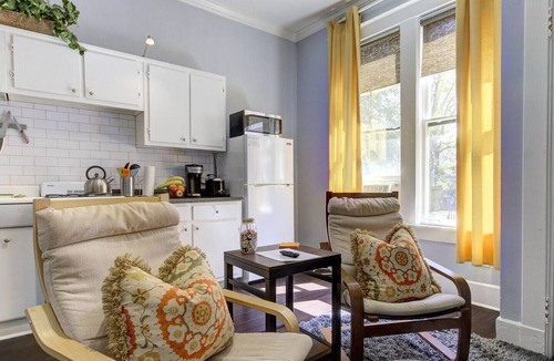 Midtown Apartment | Vibrant Chic Midtown | Near Overton & Cooper-Young