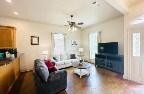 Pine Grove Apartment | Villa 7