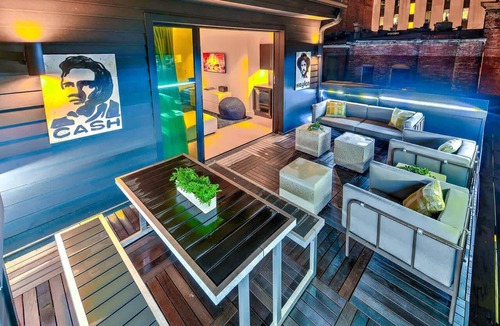 Arts District Apartment | Walk 2 Broadway|5BR DT Loft + Rooftop - Sleeps 16!