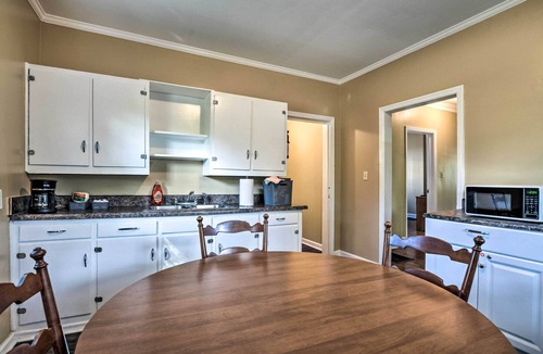 Parker House | Walk to Parks & Dining! Cozy Greenville Home