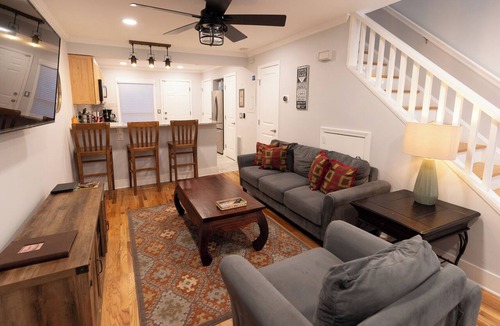 Virginia Highland House | Walk to Ponce City Market/Renovated Townhome
