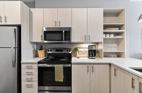 Midtown House | Walkable Hillsboro Village | Terrace + Parking | Near Vanderbilt + Music Row