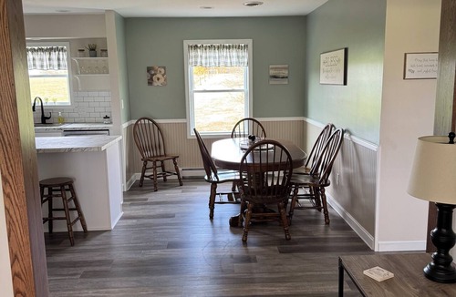 Prospect House | Welcoming 3-bedroom house with AC in charming Prospect