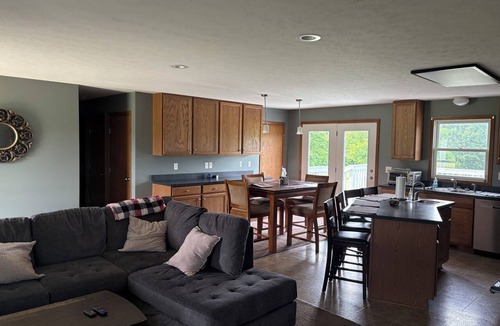 Laings House | Whitetail Ridge Retreat: Private 70-Acre Escape Near Wayne National Forest