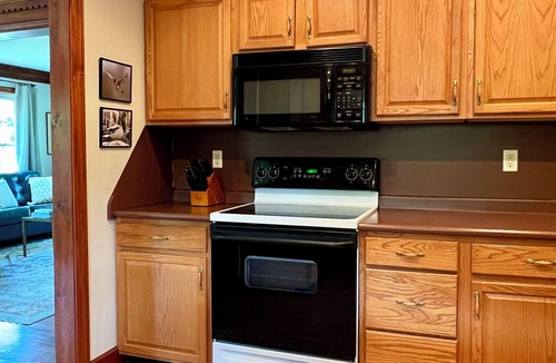 Flat Top House | Willow House~ country charm! Relax and enjoy nature and tranquility on 250 acres