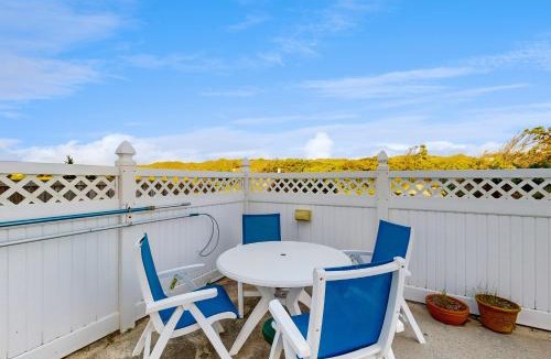Waves House | WVLE682 MacMurren