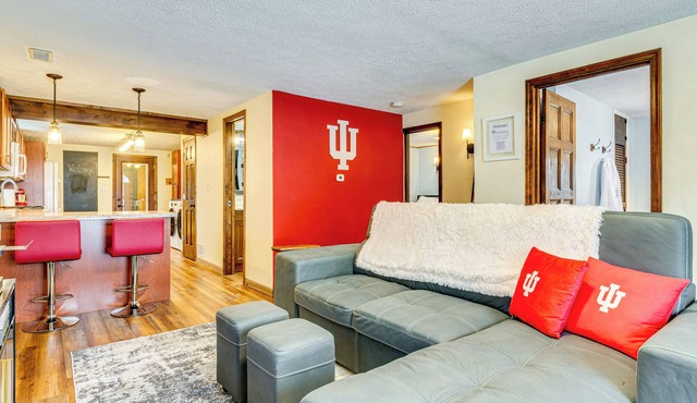1 Mi to IU: Hoosier Home w/Fenced Yard & Fire Pit