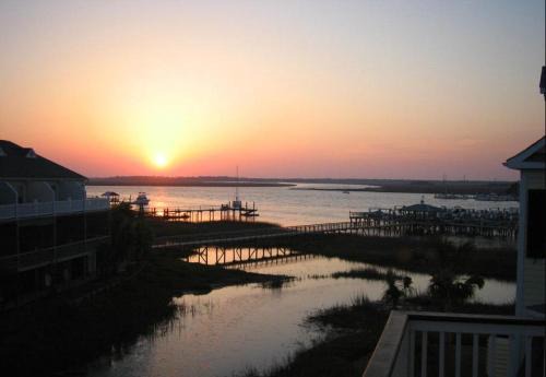 113 WATERS EDGE SUNSET HAVEN POOL