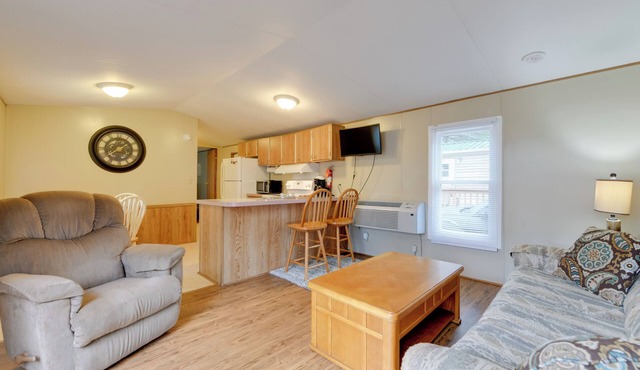 13 Mi to Slopes! Group-Friendly Blue Ridge Retreat