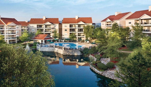 2BD Deluxe/Branson - w/Pools, Barbecue, Gym! in Branson