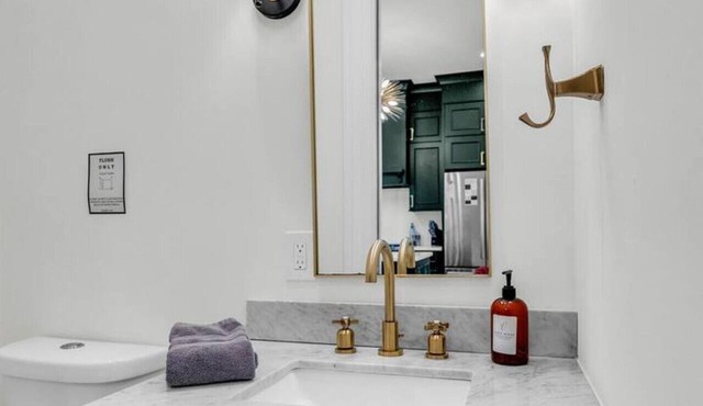 519 Townhome · ✧ Downtown Knoxville Townhome ✧ 45min to Smokies