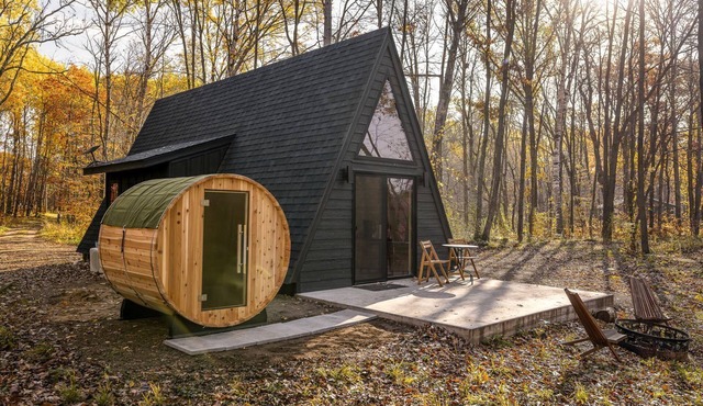 A-Frame Paradise: Retreat with Exclusive Steam Sauna in Mission Township in Mission Township