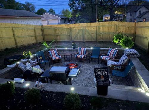Antique Meets Modern, Cottage Core, Fire Pit & Grill in Atchison