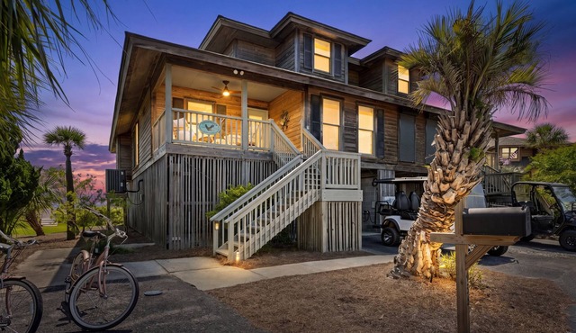Beachfront+Marsh Views Sleeps 10 ~ Harbor Island Getaway-Pool 4 Bed-3 Bath