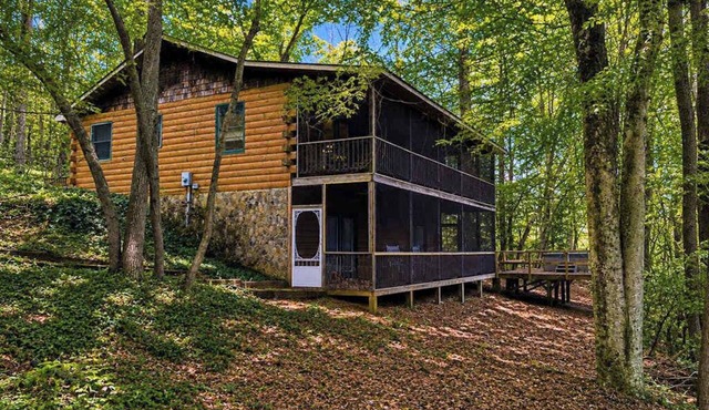 Bear Paw Cabin Retreat