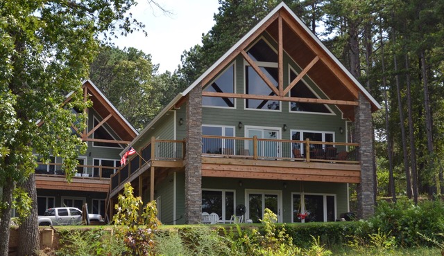 Bellawood Resort #1 Lakefront Cabin with Boat Slip - Unobstructed View! in Greers Ferry
