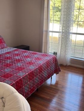 Berni Oasis in Hampton