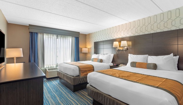 Best Western Plus Bowling Green