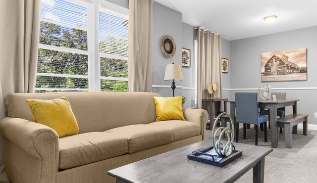 Broadmoor Brick Haven- 2 Units/Great for Groups in Birmingham
