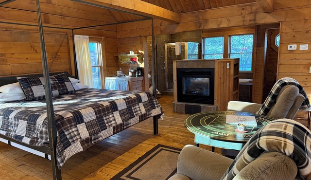 Cabin 5 M.Y. Cabin - Includes a Homemade Country Breakfast! in West Union